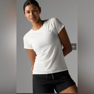 💫Rabbit Women's Ice Perf Tee, White, XS, Worn ONCE!!